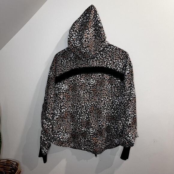 Free People Movement Light Jacket Women Small Leopard Animal Print Hooded Zip Up - Picture 3 of 16